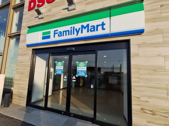 富山市豊田本町『DSGワールド豊田店』内に『ファミリーマート DSGワールド豊田／S店（FamilyMart）』がオープンするらしい。