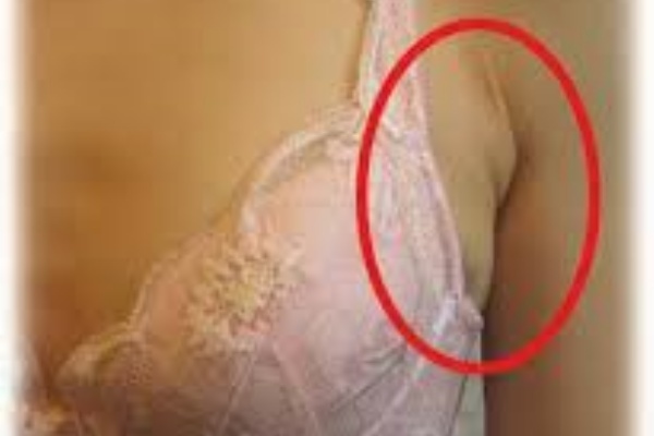 脇のリンパマッサージ バストアップ効果はある