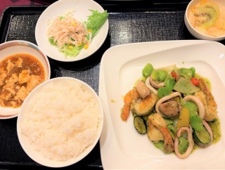 【主役を食う美味さ？】函館 中国料理 香蘭で7月限定を注文！サイドの麻婆が