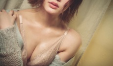 【元乃木坂】伊藤純奈写真集の裏表紙がセクシー過ぎる！！！