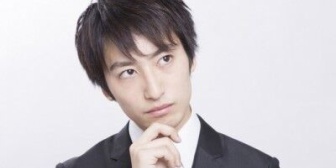 彼女32歳で自分と付き合うまで経験がなかったらしい。なぜその年まで？どうにも気になる…