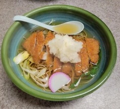 年明けは あっさりとんかつうどん＆そば！～ 味一番（木曳野店）