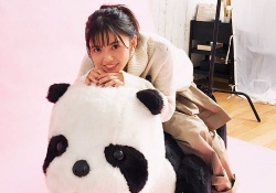 なんじゃこれwww 齋藤飛鳥、まさかのあの動物と2ショットｷﾀ――(ﾟ∀ﾟ)――!？