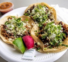 海外「日本人がメキシコで料理を楽しみまくってるぞ！」現地でメキシコグルメを堪能する日本人サポーターに対する海外の反応