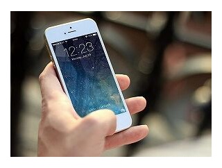 「スマホ」←何年で買い替える？？