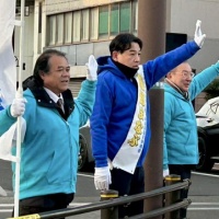 衆議院議員候補「服部まなぶ」（中道改革連合）の朝立ち