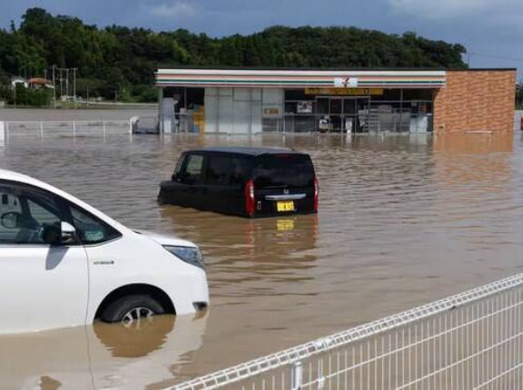 千葉の豪雨で水没した車めちゃあるけど、あれって直せるの？