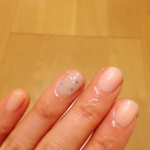 美しい地爪をマニキュアでつくる Zoya 原始人的ビューティー生活