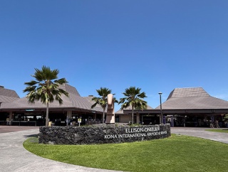 またね〜ハワイ島！　次回はいつになるかな・・・。コナ空港からハワイアン航空に乗ってホノルル空港へ移動します。