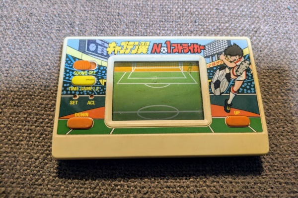 キャプテン翼 No.1 ストライカー 1984年製 レトロ 液晶ゲーム】キャプテン翼 NO1 ストライカー バンダイ