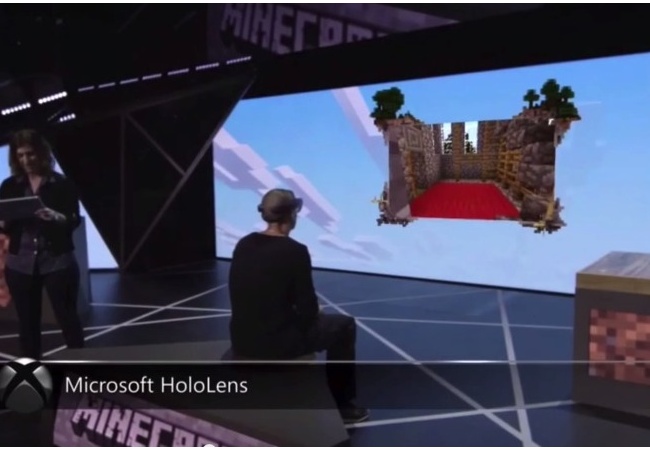 神視点？Microsoft HoloLensに対応！