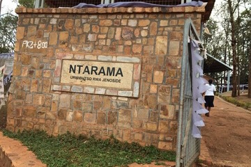 ルワンダ紀行　94年のジェノサイド跡を歩く