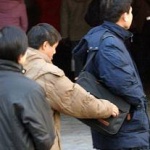 川に飛び込んだ女性を救出の外国人男性、戻ったら荷物がない！　中国人「恥知らずな本性」「だから馬鹿にされる」
