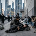 【中国経済の闇】ホームレス2410万人、街頭で倒れる若者たち…「世界第2位の経済大国」の実態がヤバすぎる