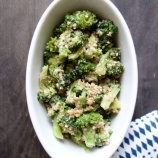 『レンジで★ブロッコリーのごま和え【レシピ2380】#お弁当 #お弁当おかず #簡単レシピ #時短料理 #レンチン #電子レンジ料理 #レシピ #おかず #節約レシピ #ブロッコリー #めんつゆ #ごま和え』の画像