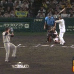 阪神・森下翔太にアクシデント　左手に死球を受け途中交代　甲子園は騒然