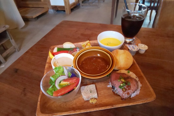 大食いグルメなランチ