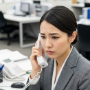 相手が不機嫌なときの電話対応の考え方｜怖さを抱え込まないための基本