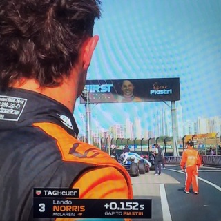 F1 えきぞーすとのーと