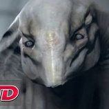 『エイリアンが機械に尋問される短編CGI、R"ha』の画像