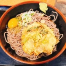 「鳥ささみとコボウのかき揚げそば」 よもだそば 新宿西口2号店