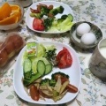 カワセミ　～ウインナーとブロッコリー舞茸炒めの朝ご飯、冷やし中華の晩ご飯～