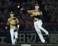山本泰寛(神) .276 2本 13打点 OPS.685 UZR+0.7