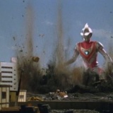 ヒーロー「70億の人間を救うんだから、1万人位の命なら死んでもどうってことないだろ？」