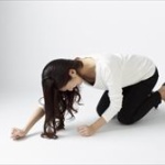 【画像】150万円の等身大フィギュア、素材が糞で２年で壊れてしまうｗｗｗ 	