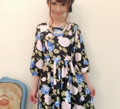 フェリエワンピJAPONローズ柄80％OFF★在庫ブルー38size1点のみになりました！