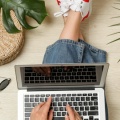 DMM WEBCAMP【人生逆転】未経験からITエンジニアへ！DMM WEBCAMPエンジニア転職で“本気のキャリアチェンジ”を叶える