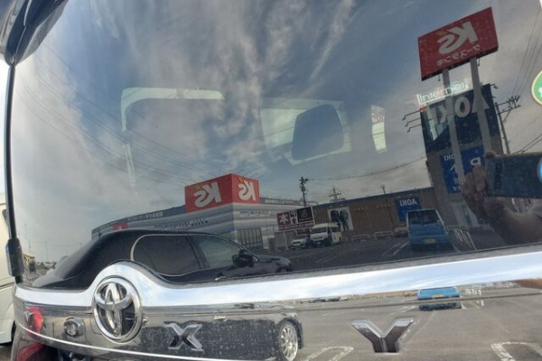 仙台 車フロントガラスリペア出張 リペアプロendo 業販価格で出張施工 便利 上手 早い 安い 自宅や会社へフロントガラス飛び石傷修理 ヘッドライト磨き 耐久コート