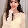 小坂菜緒のグラビア2