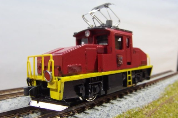 ARNOLD 品番2353 DB(ドイツ）　１０３型１１５－２　オリエント赤塗装 ARNOLD 品番2353 DB(ドイツ） 103型115－2 オリエント赤塗装