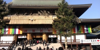 よく外国人に間違われる友人が正月に初詣に行くと聞いて、イスラム国のテロの噂があるから止めるようにアドバイスしたら…