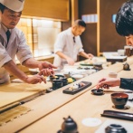 【悲報】高級お寿司屋さん「ウチは勝ち組のための社交場です。一般人が金貯めて来る店じゃないです…。」←これｗ