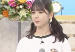 【神GIF】筒井あやめちゃんがマイクをさすってるだけの動画wwwwwwwwwww