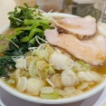 葛西「ラーメンみなみ」背脂中華＋小松菜＋薬味ネギ＋カイワレ