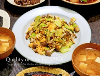 地味ごはんとケーキ（たぶん胃腸の不調のフェーズが終わりつつある）