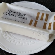 グラマシーニューヨーク ニューヨークチーズケーキ 焼菓子 を食べてみました 今日は何食べる 全国お土産日記