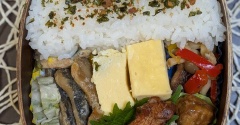 卵２パック以上あると～夫の弁当715