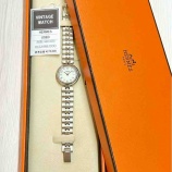 『【USED品】憧れのHERMÈSが88,000円!?ヴィンテージで叶える、上質な手元。』の画像