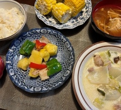 ヨックモック季節限定品＆豚小間ボールのミルク煮