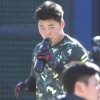 清宮リタイア　右手親指の張り「大したことはない」