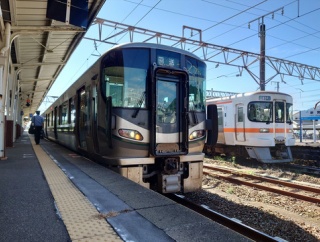 【きのくに線新宮・串本間】地酒を楽しむ貸切列車を運行（2026.1.31）新宮白浜区間部会の利用促進事業の一環