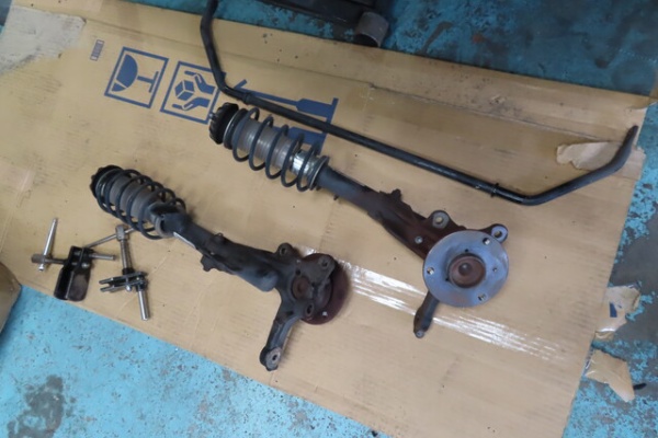 Bow Motor Worksの親方日記 - 足回り・ブッシュ類