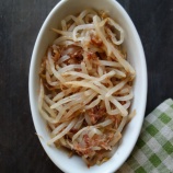 『もやしのおかかポン酢和え【レシピ2355】#お弁当 #お弁当おかず #簡単レシピ #時短料理 #レンチン #電子レンジ料理 #レシピ #おかず #節約レシピ #もやし #ポン酢 #削り節』の画像