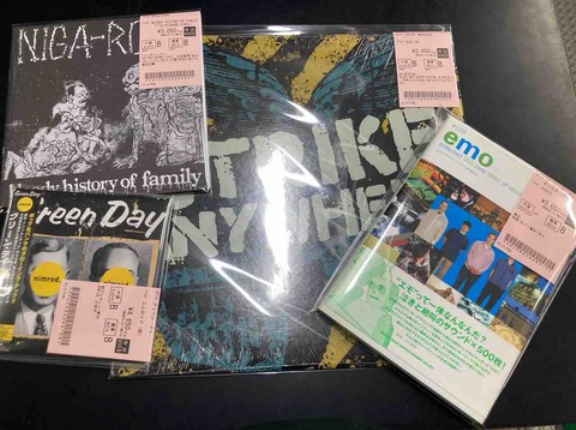 PUNK/HC中心に色々なフォーマットで入荷!!