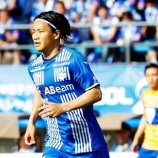『「心強すぎる補強❕」愛媛FC 古巣に復帰！山形からFW藤本佳希が完全移籍で加入することを発表‼「残留するために 自分の全ての力を注ぎます」』の画像
