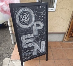 新潟市秋葉区のコッペパン専門店！コッペちゃんで